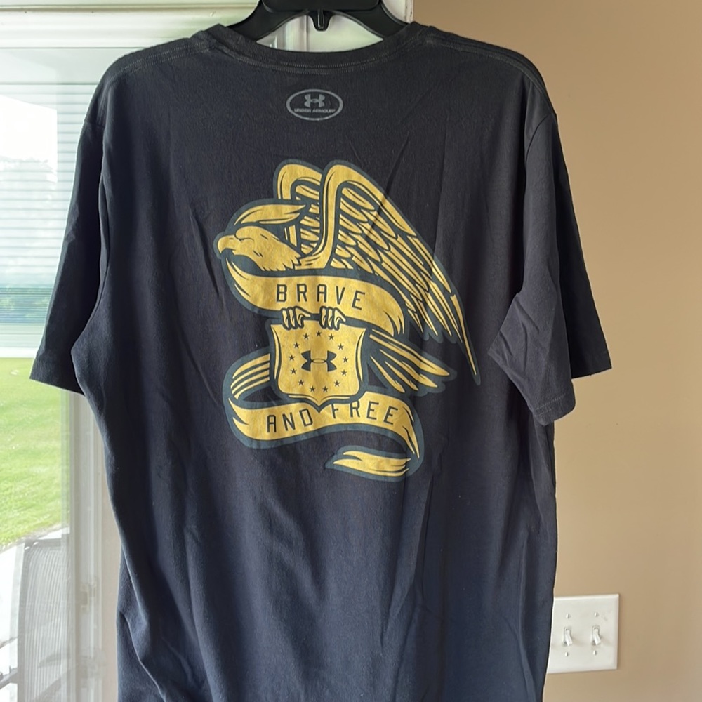 Men’s Under Armour Shirt Sleeve Tee